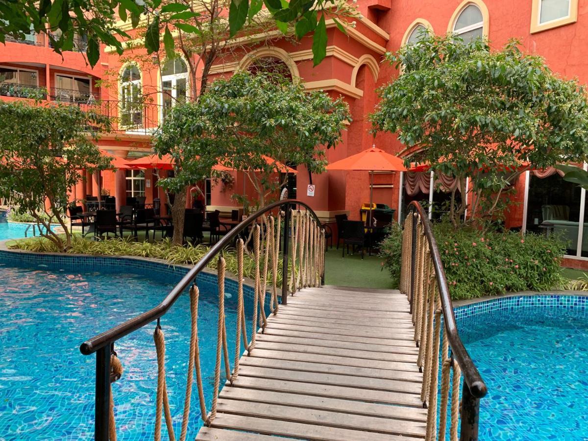 Seven Seas Condo Resort Jomtien Beach Esterno foto