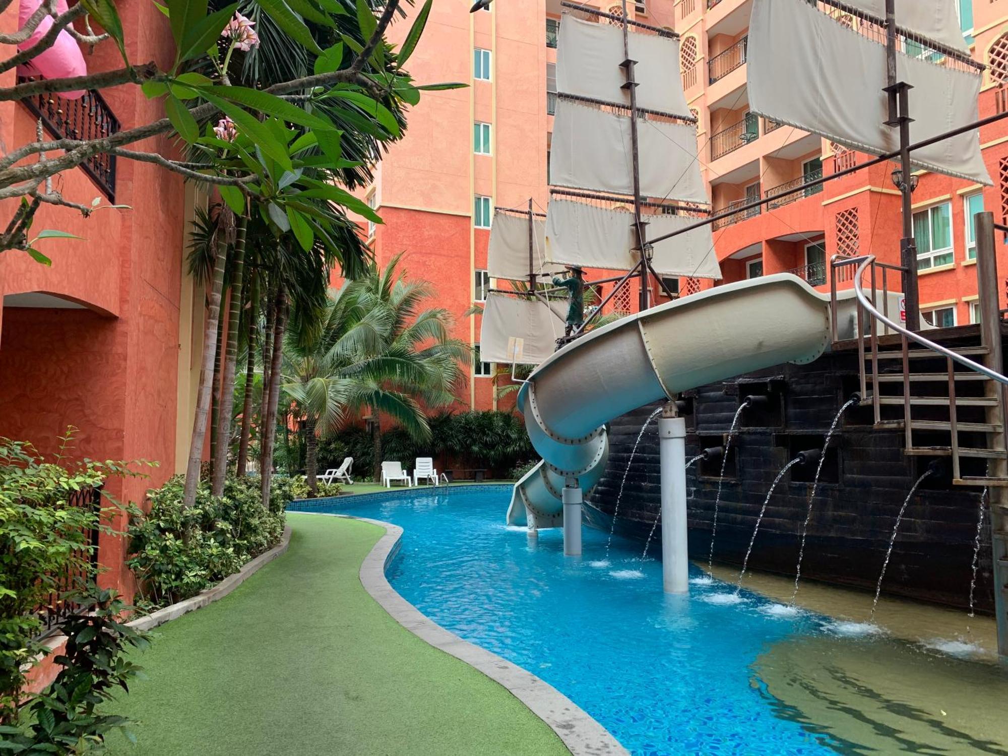 Seven Seas Condo Resort Jomtien Beach Esterno foto