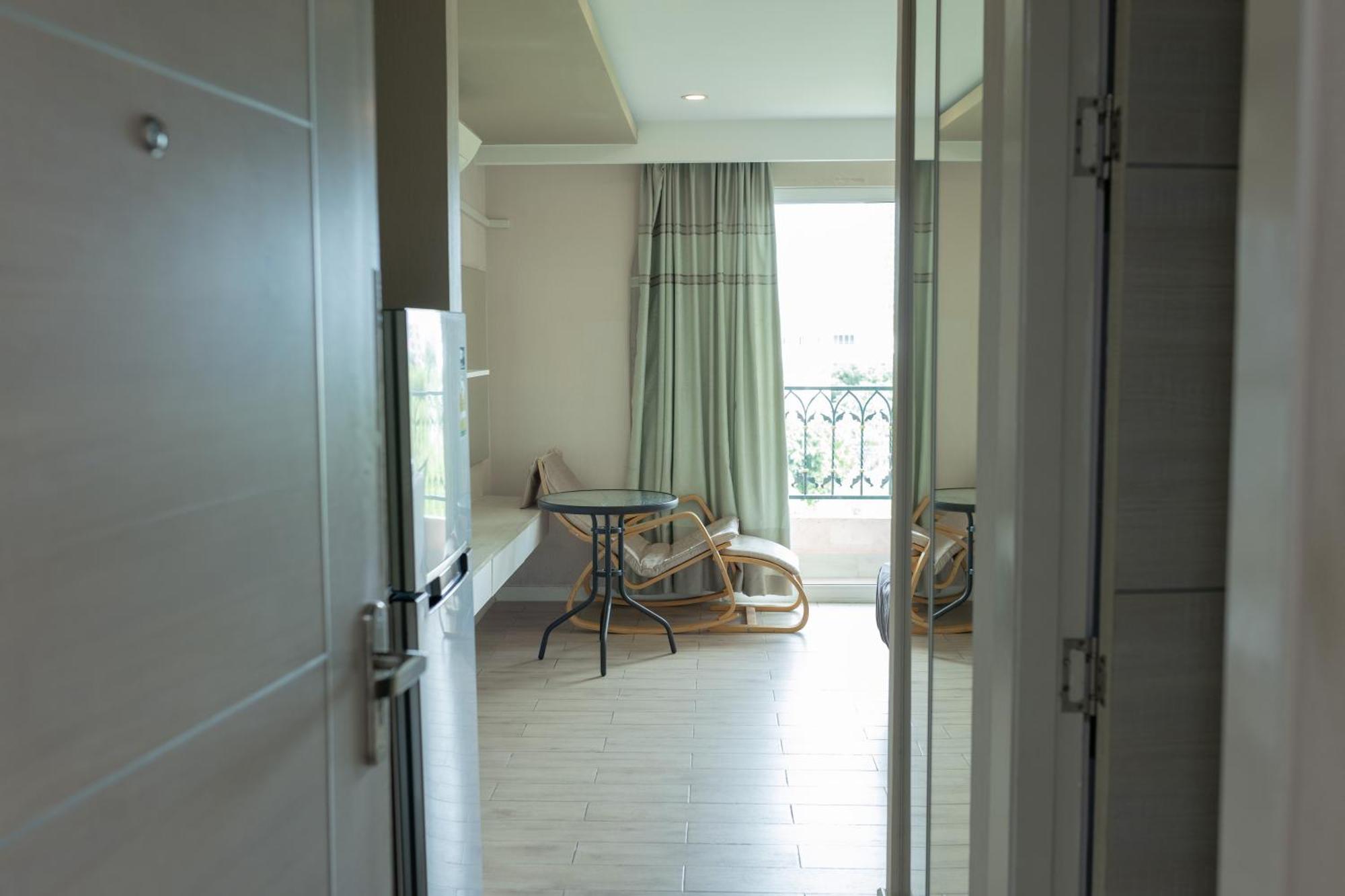 Seven Seas Condo Resort Jomtien Beach Esterno foto